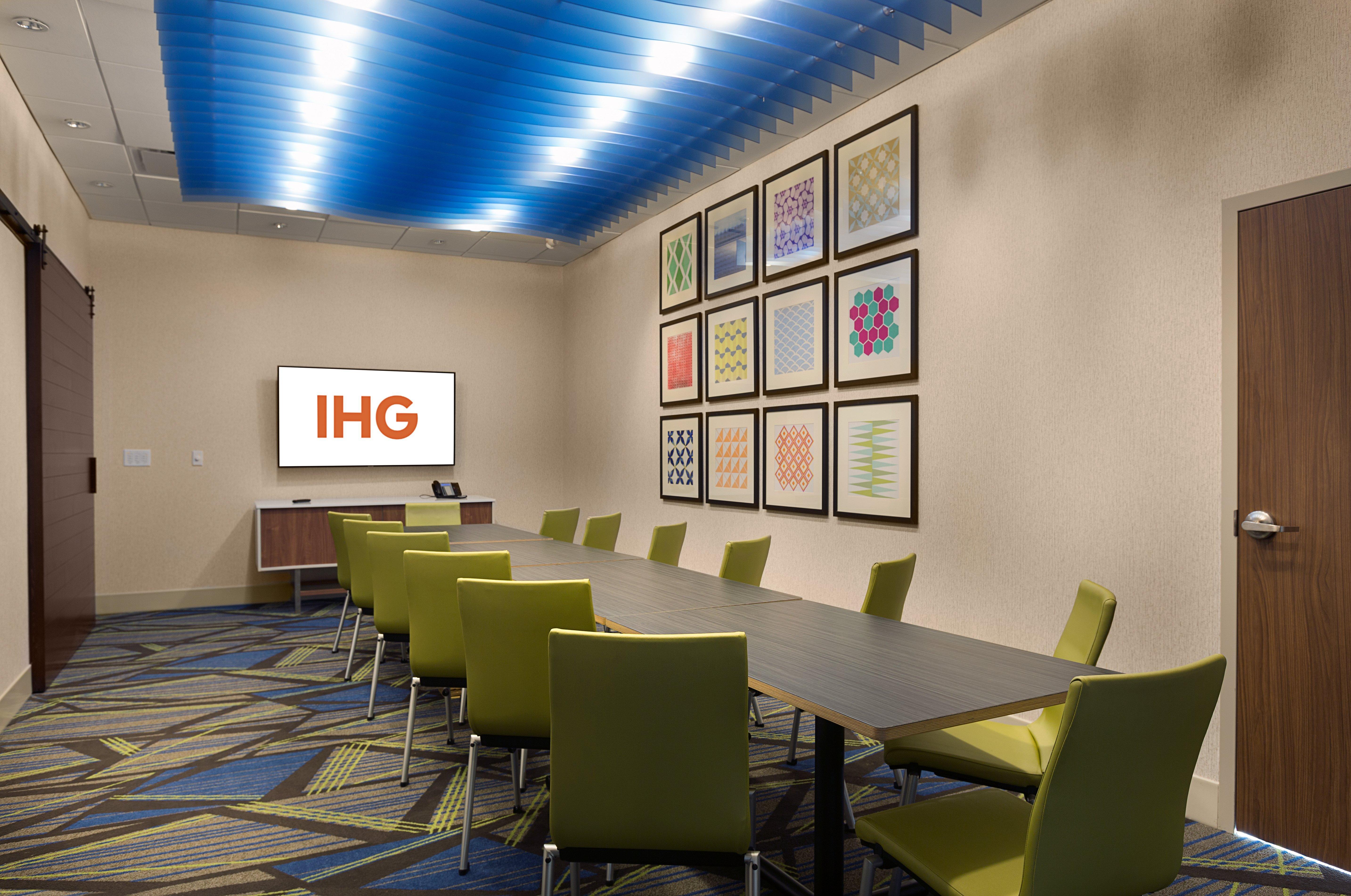 Holiday Inn Express & Suites - Fayetteville South By Ihg Extérieur photo